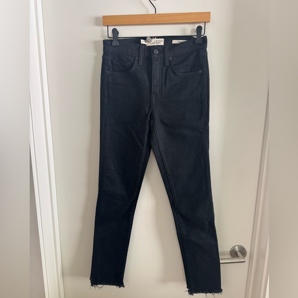 Nili Lotan Black Skinny Jeans with Raw Hem